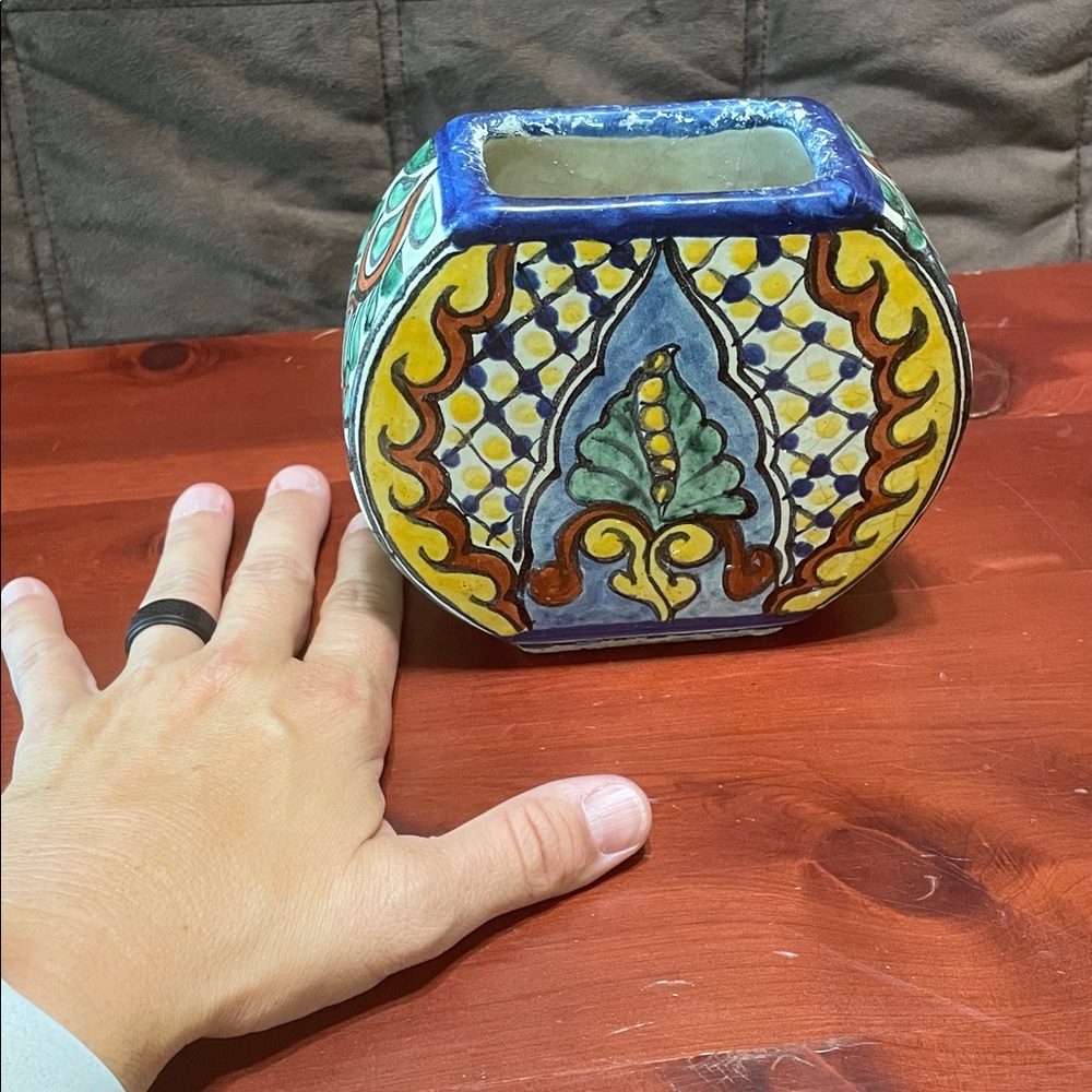 Vase - Picture 6 of 6